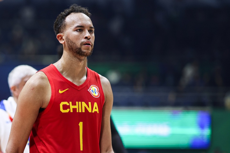 归化冻结！李凯尔成中国男篮唯一可征召归化球员