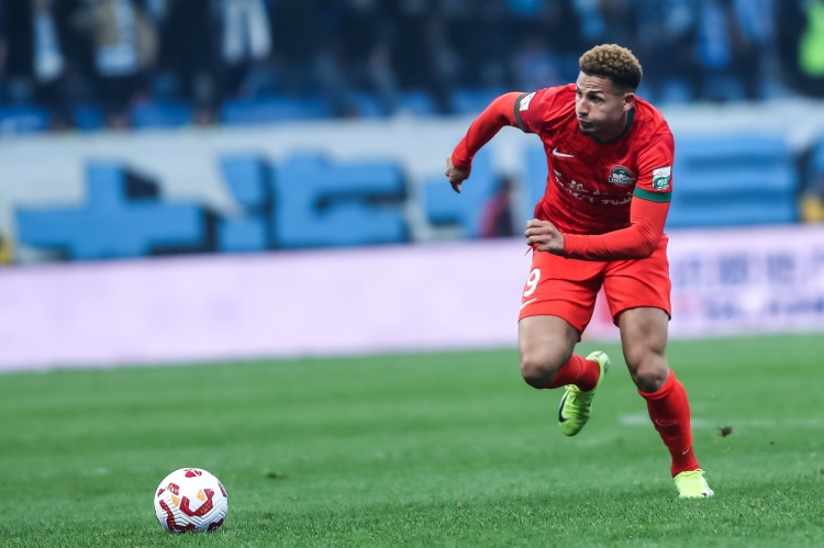 卡多索降薪自荐,浙江队重启换中锋计划 卡多索降薪自荐,浙江队重启换中锋计划