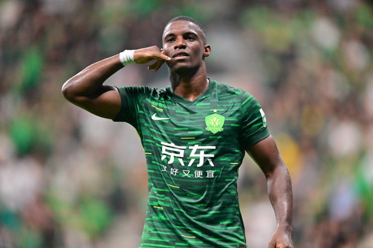 33岁法比奥101场65球，周六主场获百场纪念球衣