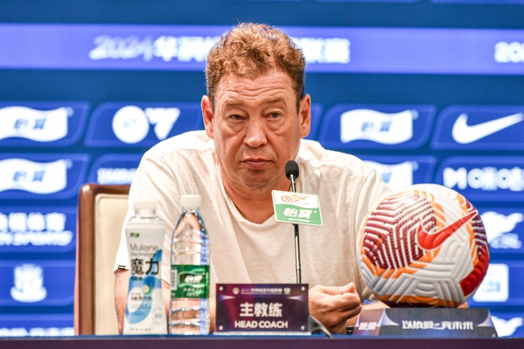 斯卢茨基赛后突然宣布辞职,申花三连败保级警报拉响