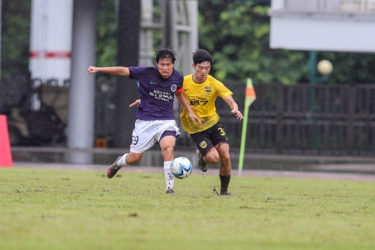 刘志鹏点射扳平 深圳新鹏城U20客场1比1战平广东广州豹U20 刘志鹏点射扳平 深圳新鹏城U20客场1比1战平广东广州豹U20