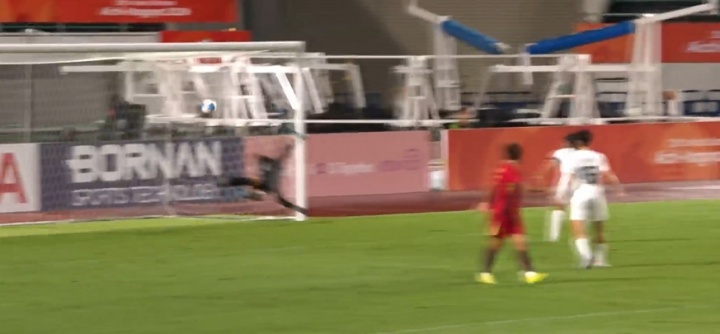 陈巧珠弧顶兜射破门，王霜送助攻，中国女足1-0领先中国香港女足