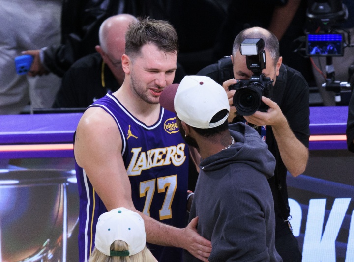 湖人比24年独行侠强?平森回复巴克利:ESPN雇你就为让你瞎扯淡? 湖人比24年独行侠强?平森回复巴克利:ESPN雇你就为让你瞎扯淡?